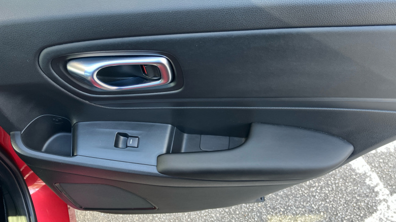 Honda HR-V 1.5 eHEV Elegance 5dr CVT Hybrid Hatchback